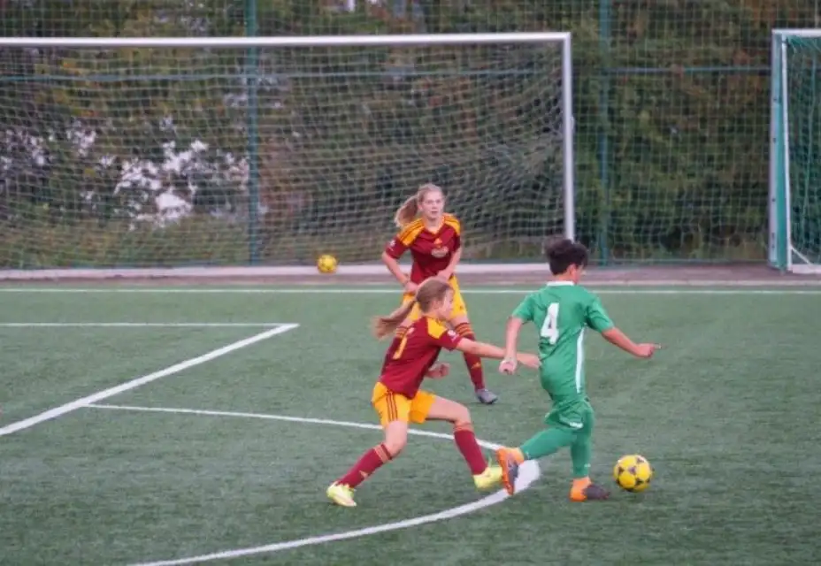 Dukla Praha, dívky - TJ SBH 5:5 (mladší žáci)