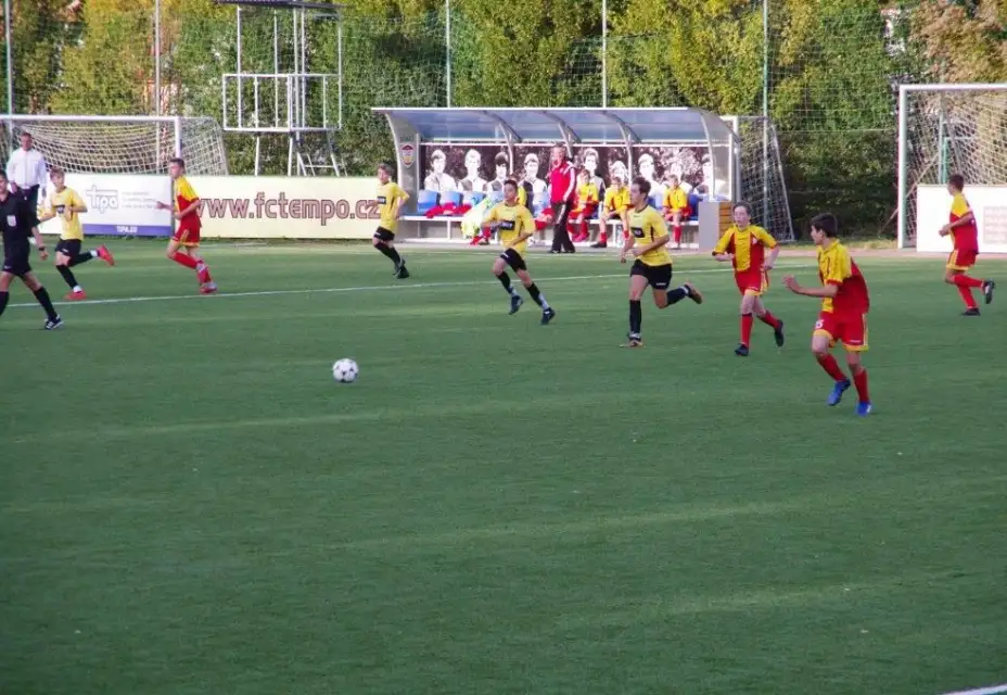 Tempo Praha - TJ SBH 6:1 (starší žáci)