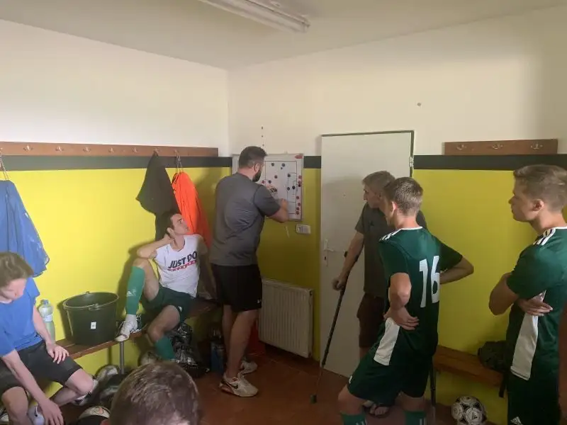 TJ Sokol Bílá Hora - Čechie Smíchov 0:5 (dorost)